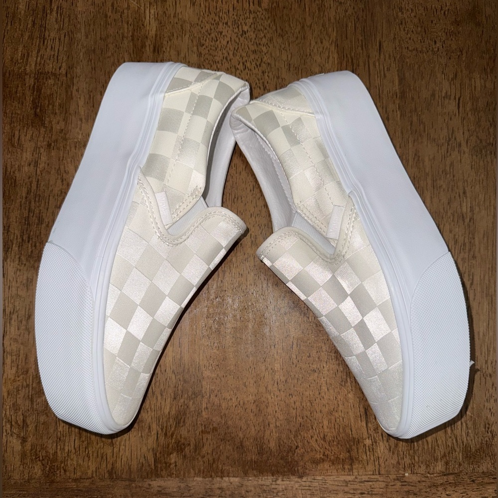 NEW VANS CHECKERED STACKFORM PLATFORM SLIP ON SHI… - image 5